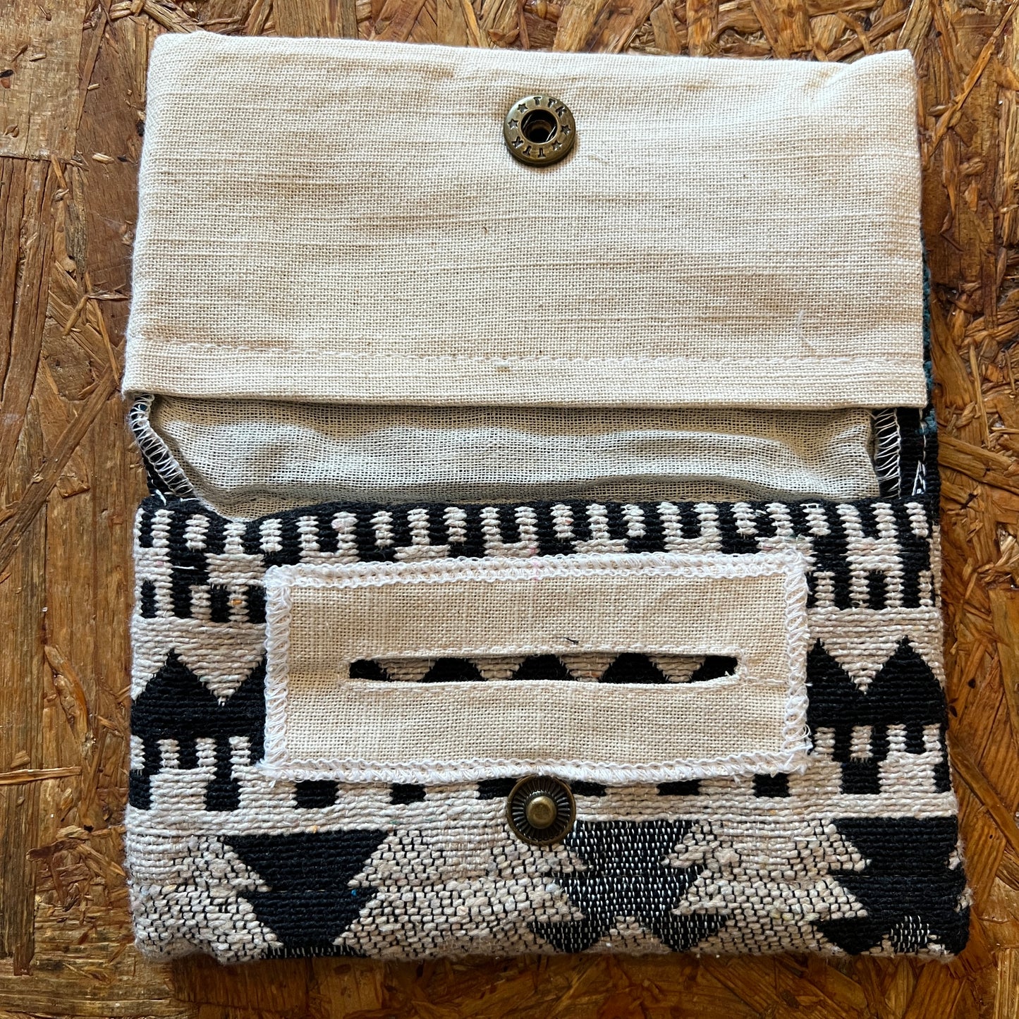 הדגם השניים עשר