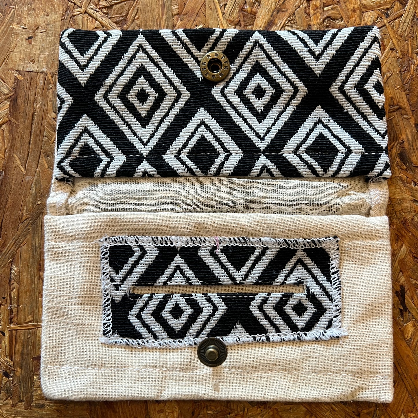 הדגם הארבע עשר