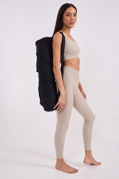 קייס למזרן יוגה בצבע שחור