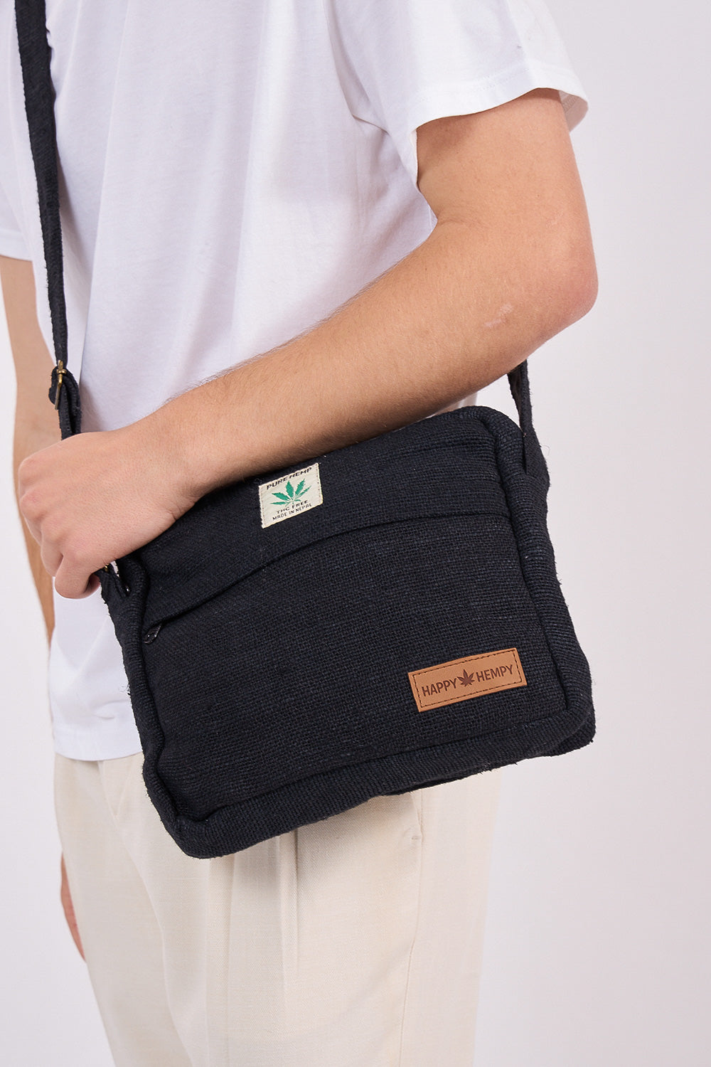 תיק צד רחב שחור