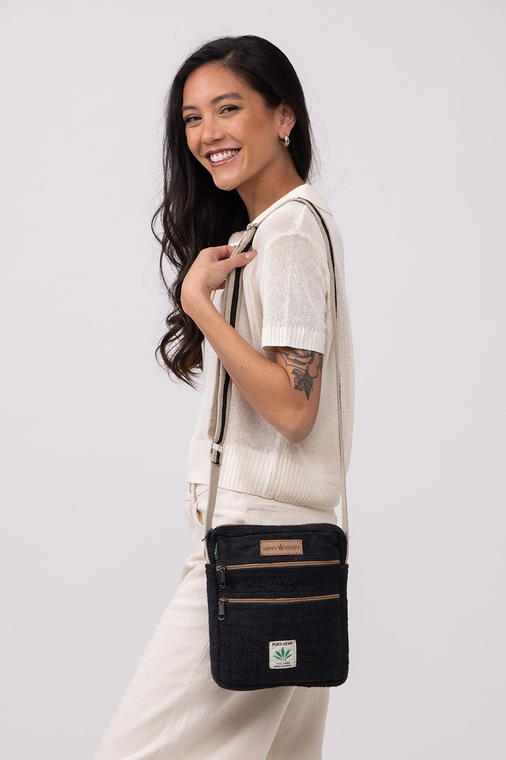 תיק צד קטן שחור