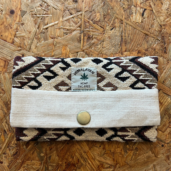 הדגם הראשון