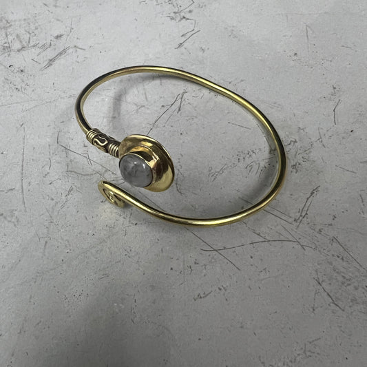 צמיד מספר 14