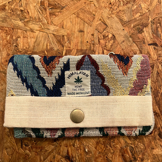 הדגם הראשון