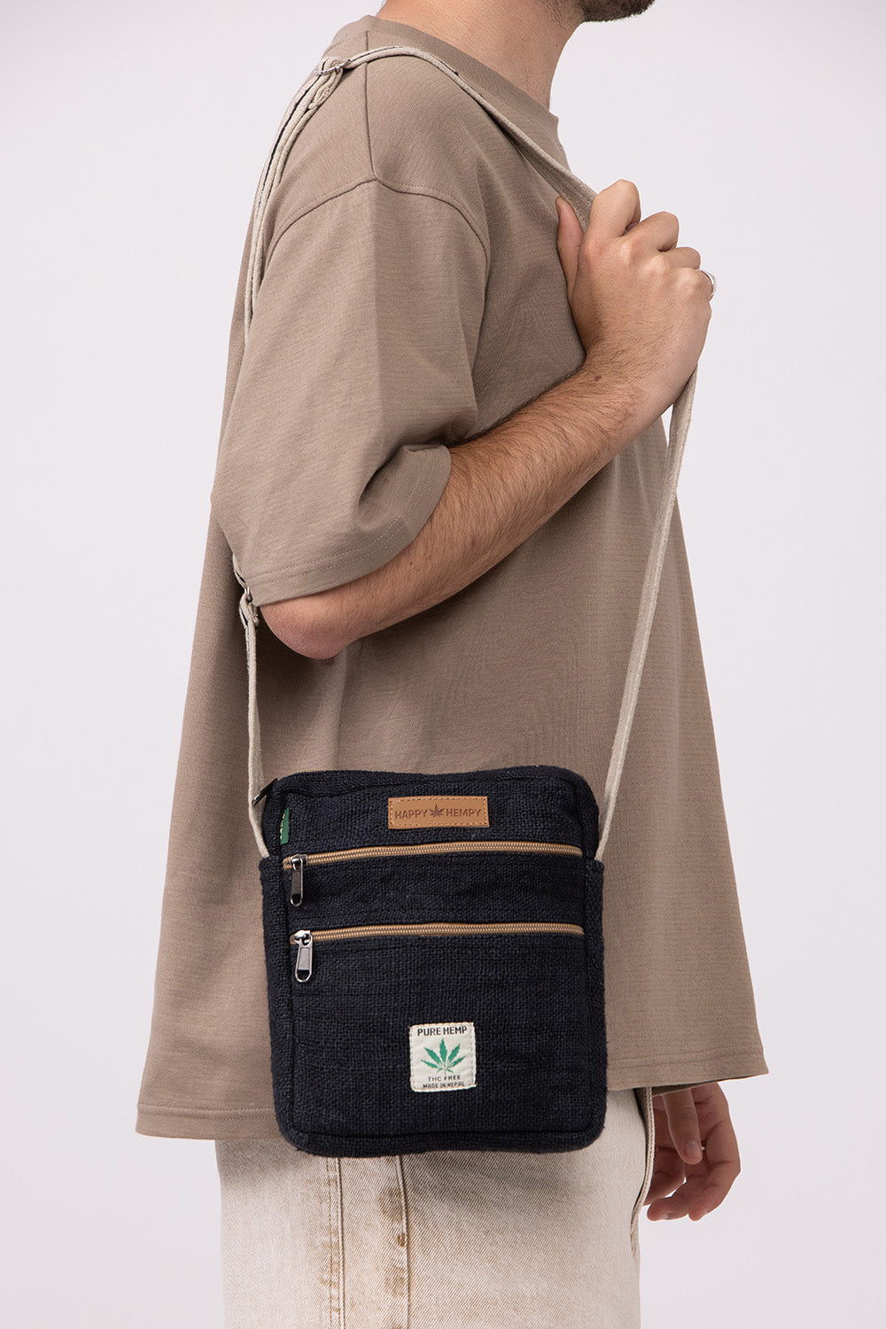 תיק צד קטן שחור