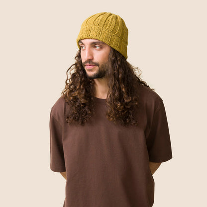 כובע צמר צהוב